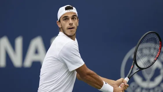 Cerúndolo pasó la primera ronda