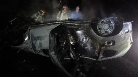 Dos adultos y un bebé murieron en un trágico accidente en Santa Fe