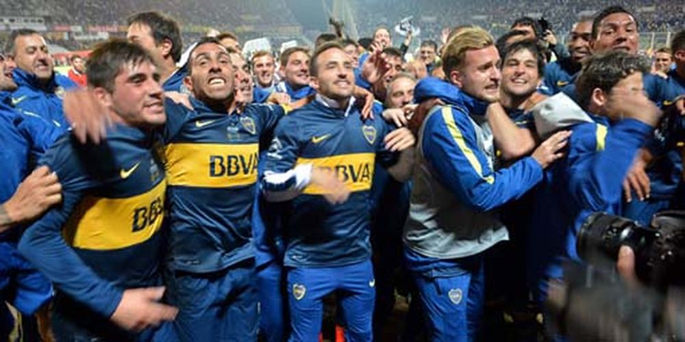 Un penal inexistente y un gol en posición adelantada le dieron un nuevo título a Boca en Córdoba