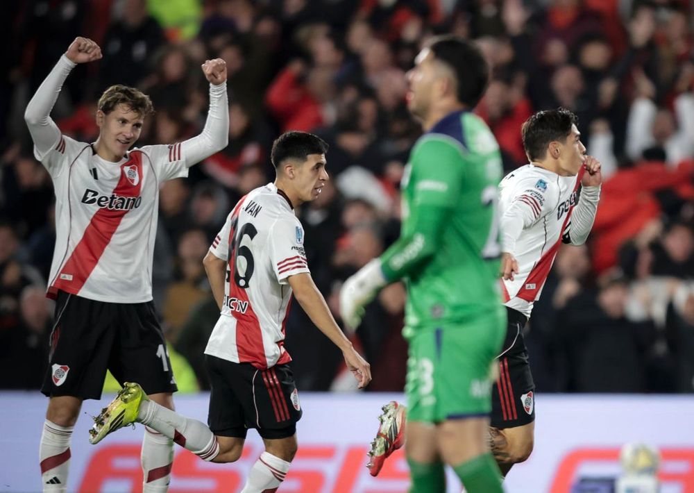 Goleador. Martínez Quarta ya hizo lo suyo y liquidó a Gimnasia. River se juega todo este sábado en el Monumental.
