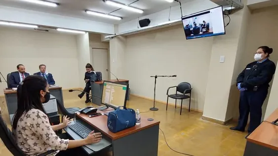 Aceptó una condena de 7 años por violar a una vecina menor que iba a cuidar a sus hijos