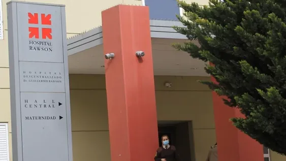 Beba zamarreada: excluyen del hogar al padre policía y le prohíben acercarse a ella y su pareja