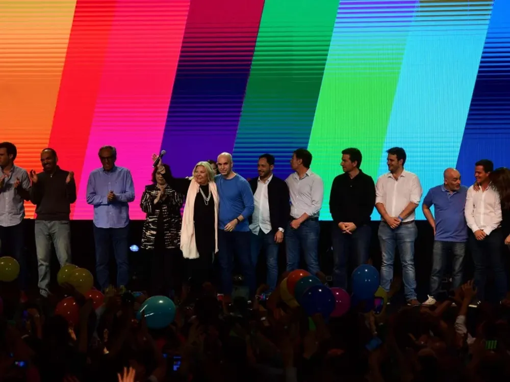 Contundente triunfo de Cambiemos en el país: se impone en 15 distritos