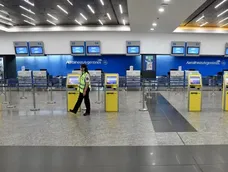 La conciliación obligatoria busca evitar el paro y garantizar los vuelos en todo el país. La conciliación obligatoria busca evitar el paro y garantizar los vuelos en todo el país.