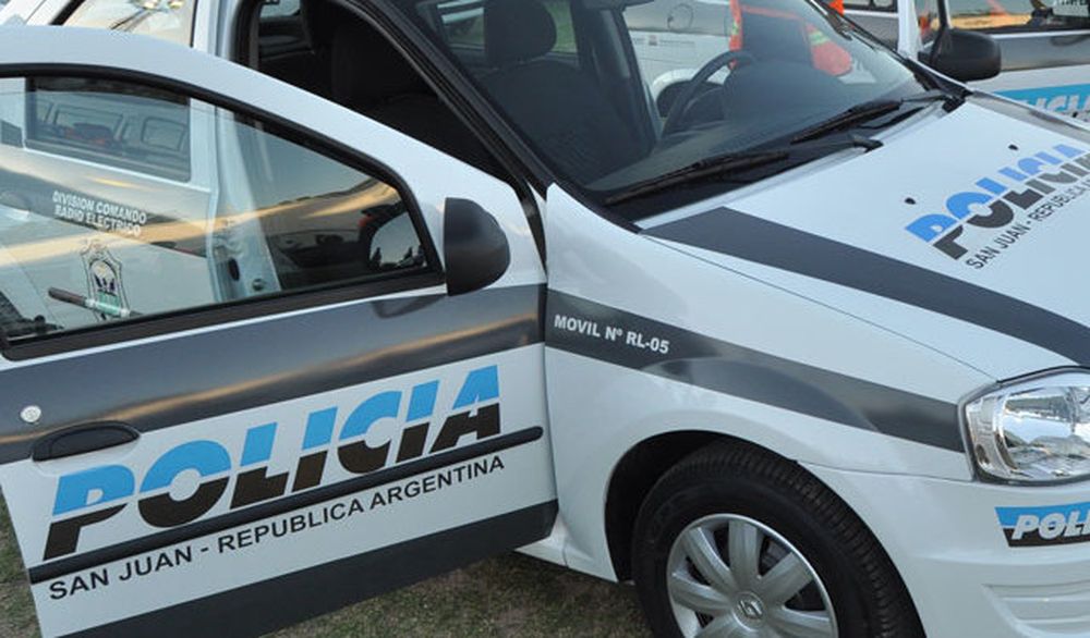 Llegó al hospital muy golpeado y dijo que lo atacaron para robarle