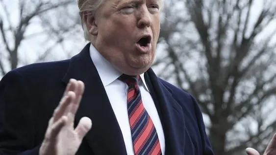 Trump anunció que suspenderá la inmigración a EEUU