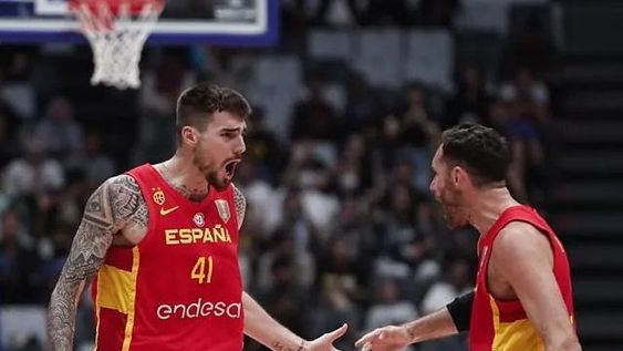 España barrió a los brasileños