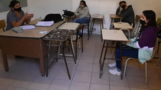 Confirmaron 122 muertes y 5.944 nuevos contagios en las últimas 24 horas