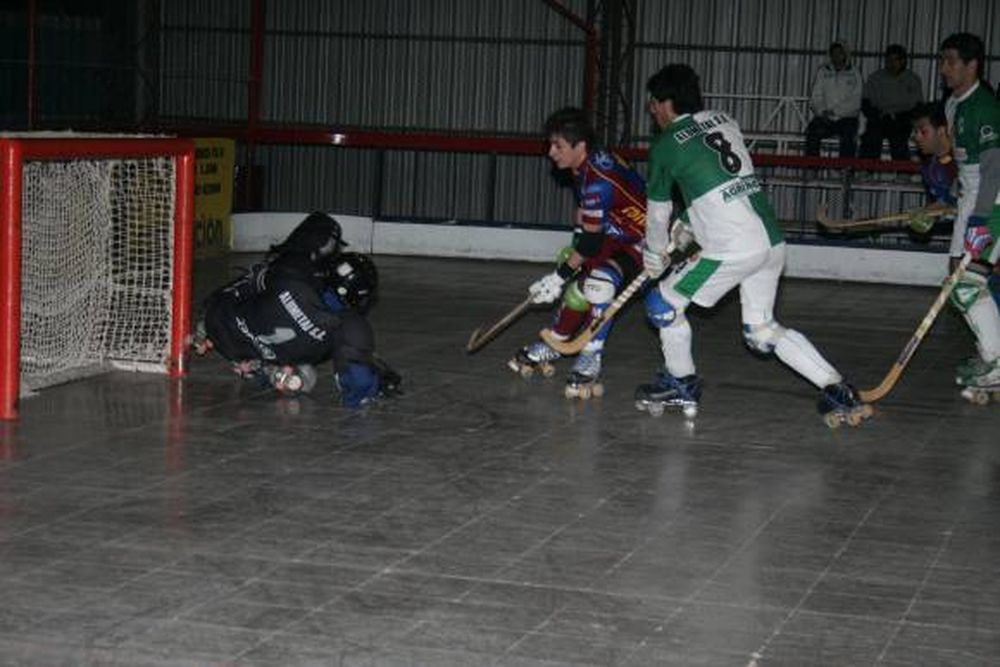 UVT le quitó la punta al Verde