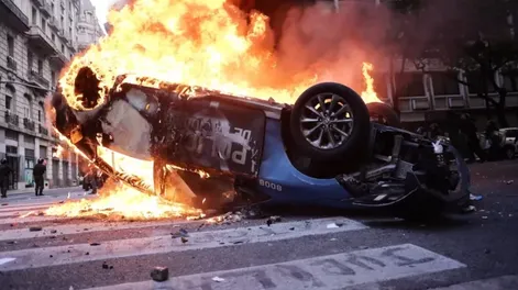 Volvió la violencia extrema en una manifestación