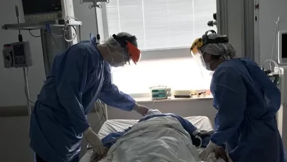 Ya van 2 semanas con menos de 100 pacientes en terapia intensiva