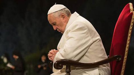 El Papa expresó su “dolor y horror” tras el ataque a la iglesia