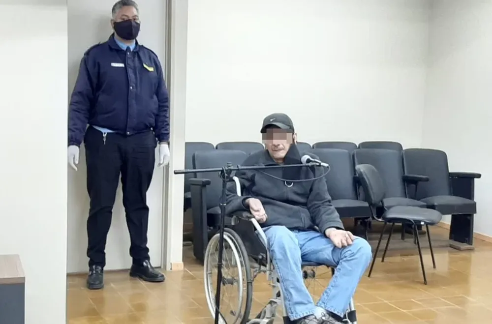 Cuadripléjico cae por enviar 3 videos con pornografía infantil a través de Facebook