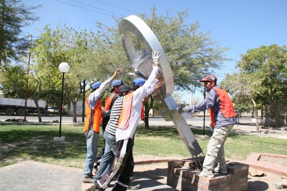 El primer monumento a la mujer estará en Rawson