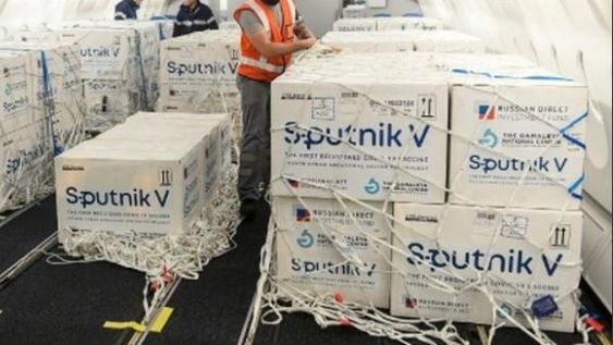 Llegó el decimotercer vuelo desde Moscú con 765.545 dosis de vacunas