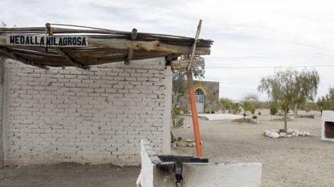 A la capilla del desierto le  roban hasta las donaciones