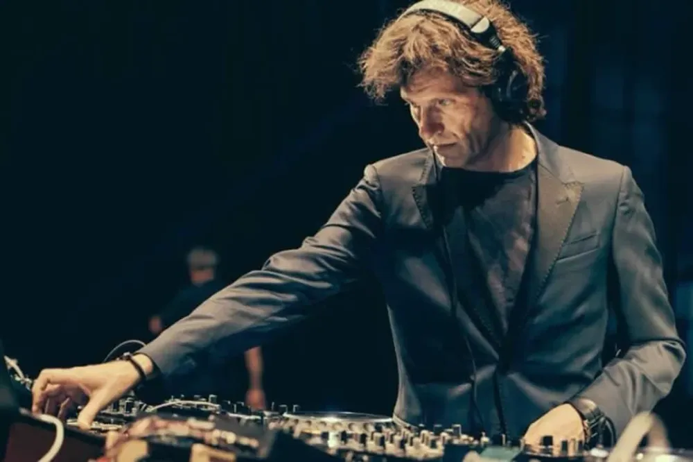 Hernán Cattaneo: “La escena electrónica es menos hipócrita”