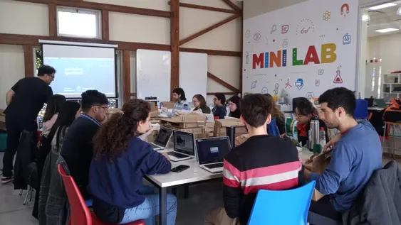 Comienzan nuevos talleres para experimentar con las tecnologías digitales