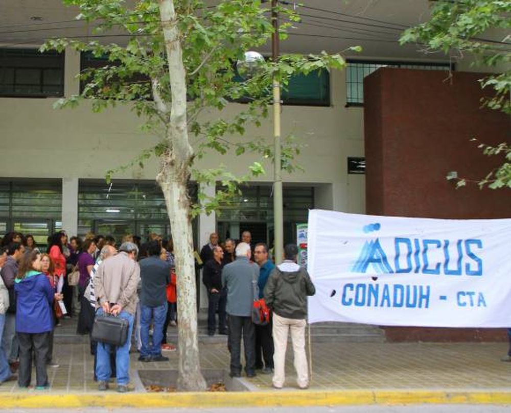 Otro paro en la UNSJ y en 9 días sólo habrá 2 con clases