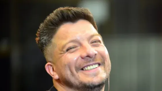 En la víspera de feriado Damián Córdoba llega a San Juan con un show tremendo para hacer bailar a todos