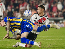 river plate perdio con rosario central en el monumental, sufrio su tercera derrota seguida y profundizo su crisis