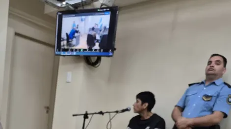 Un hombre golpeó y amenazó a su pareja con un cuchillo: fue condenado a un año y medio de prisión