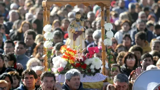 Sin la tradicional procesión, las misas que habrá hoy para honrar a San Cayetano