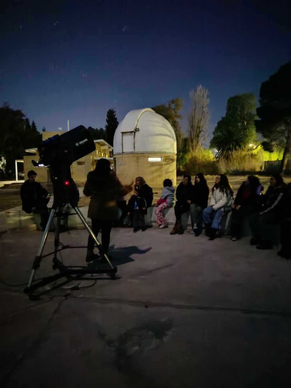 El OAFA estrenará un nuevo y avanzado sistema de iluminación que disminuye la contaminación lumínica del cielo.