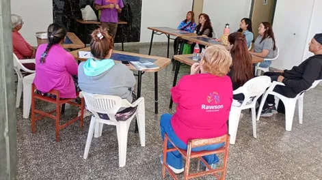 Diario de Cuyo | Más de 1.800 vecinos de Rawson se capacitaron gratis en la Escuela Municipal de Capacitación RawTex.