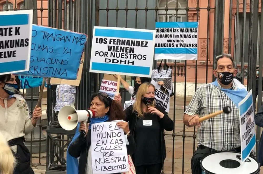 “Pool testing”: evitó brotes en geriátricos y un ahorro de hasta 86% en pruebas