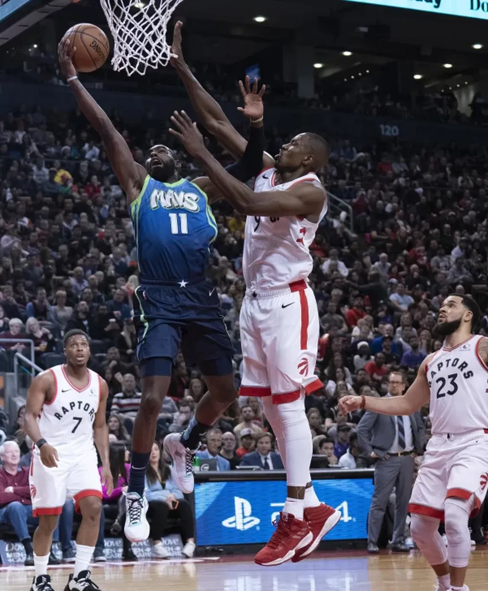 Los Raptors de Toronto dieron vuelta la historia