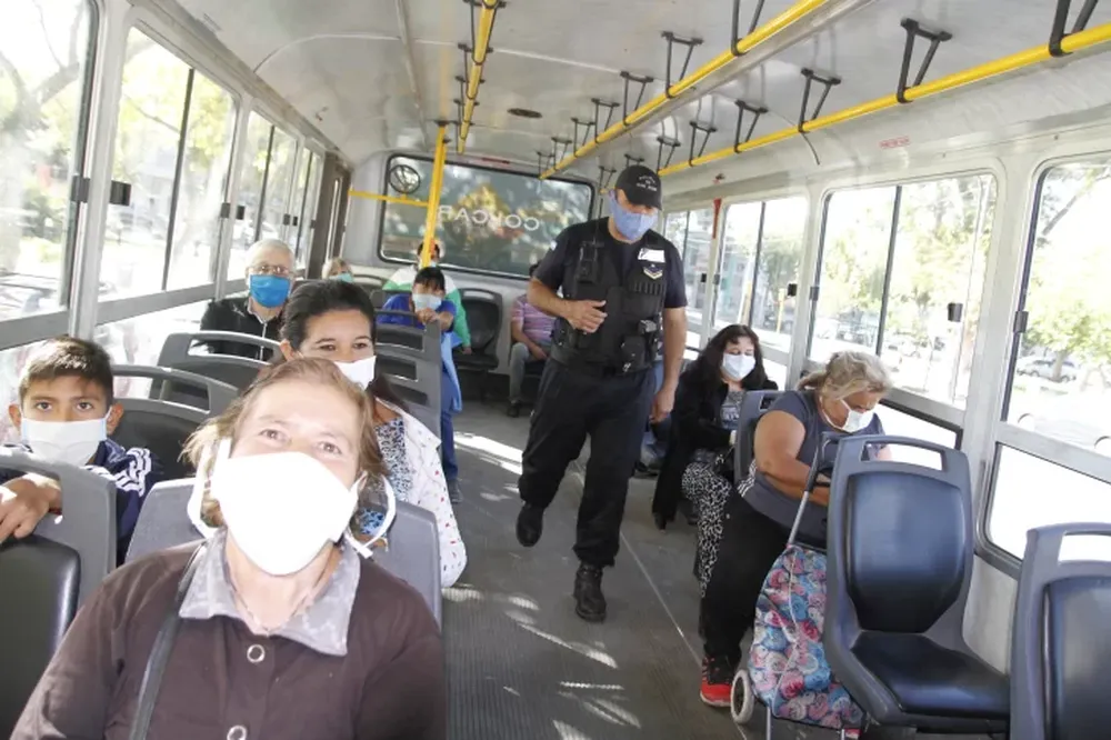 Detalles de la restricción de circulación en el país desde mañana: San Juan espera el decreto