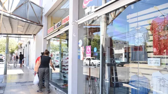 Hubo un quiebre hacia la recuperación a mitad de año y sin cierres masivos