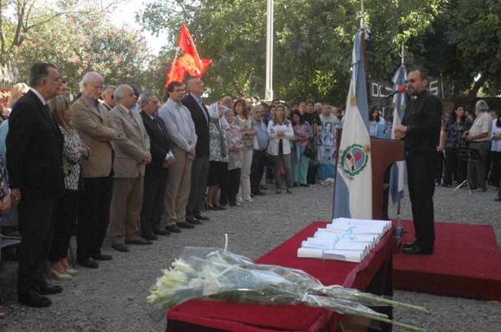 Gioja: “No es día de festejo”