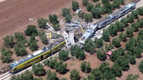 Fotos impactantes del choque de trenes que dejó 20 muertos
