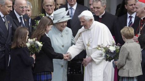 En el Reino Unido, el Papa hizo mea culpa por curas abusadores