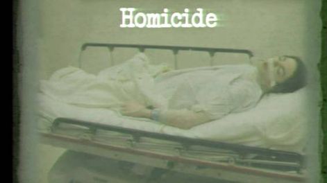 Una foto impactante en la apertura del juicio