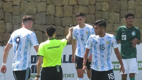 Argentina cerró con una victoria