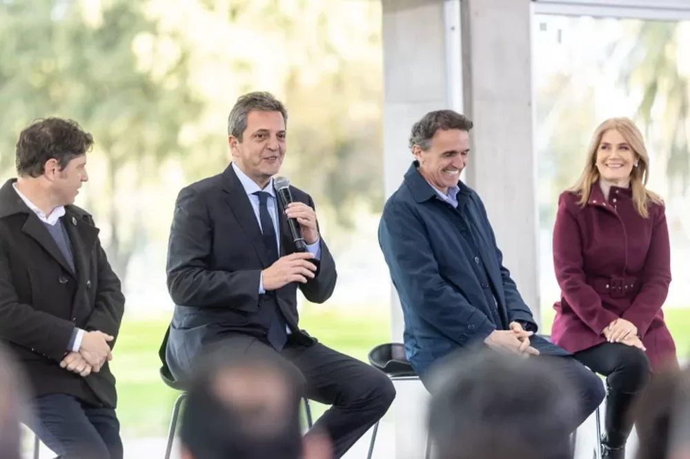 Massa denunció que economistas opositores pidieron al FMI que no acuerde con Argentina