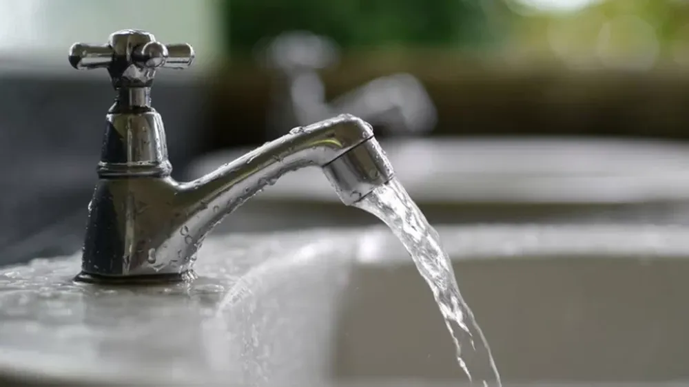 Alerta por posibles inconvenientes en el suministro de agua potable en el Gran San Juan por las lluvias