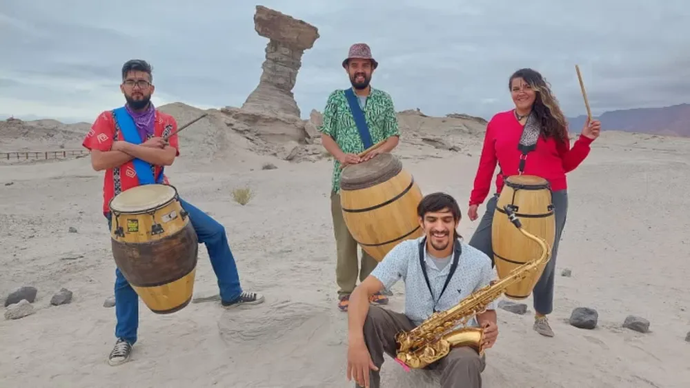 Al compás del tamboril