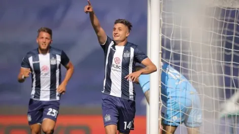 Talleres goleó a Central y se consolida en la tabla