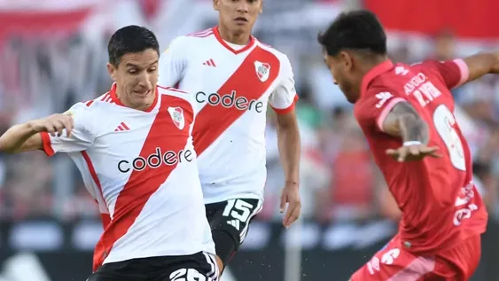 En el debut, River no pudo con Argentinos