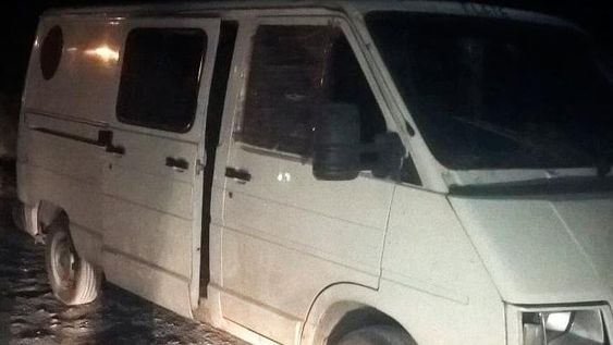 Dos chicas denuncian que hombres en una combi intentaron secuestrarlas