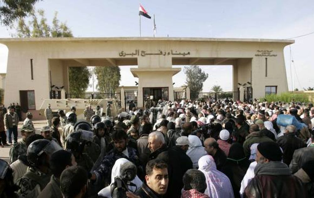 Egipto reabre el paso a Gaza