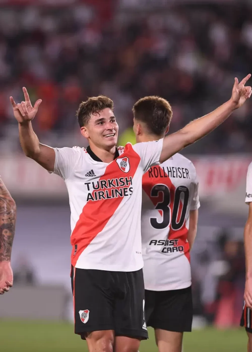 River visita a Platense buscando más ventaja