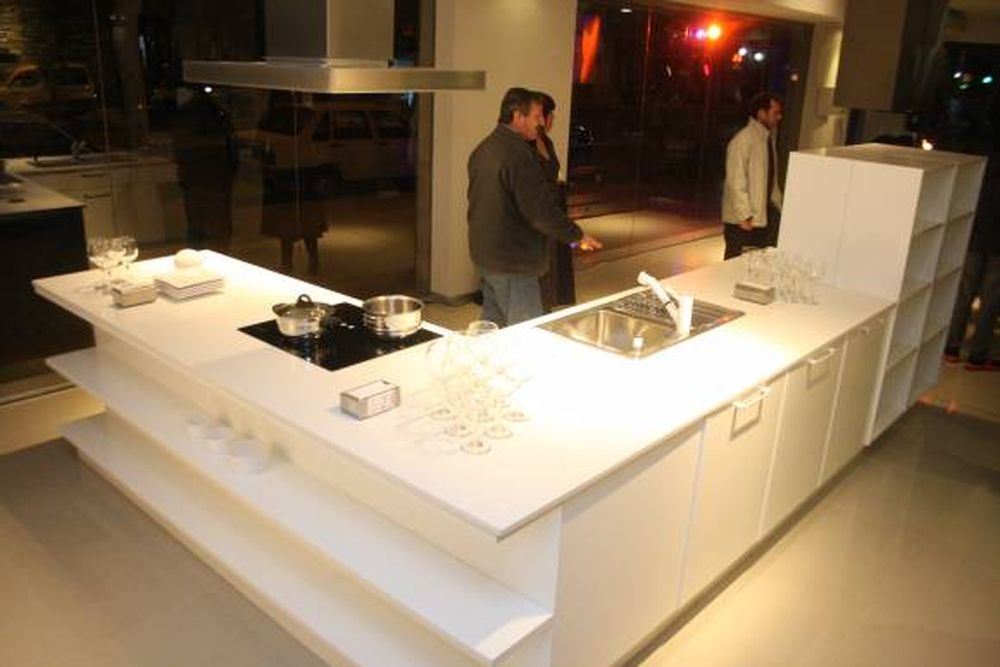 Estética y tecnología en muebles de alta gama