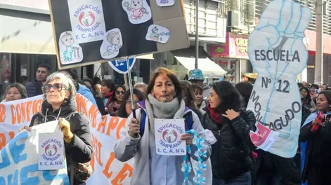 Marcha atrás de Morales con decreto que frena los piquetes