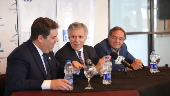 López Rossetti colmó el Auditorio en la presentación de su libro