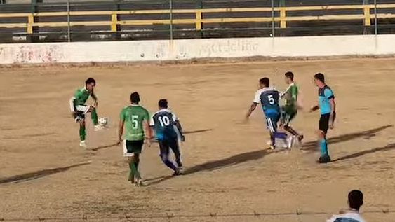PAREJO. En cancha de Peñaflor, Caucete e Iglesia no se sacaron ventajas y todo se definió en penales.
